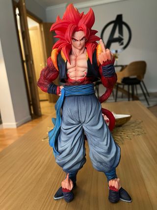 Figura Gogeta SSJ4