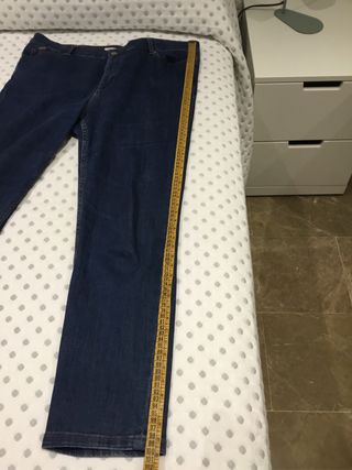 Pantalón vaquero azul de señora