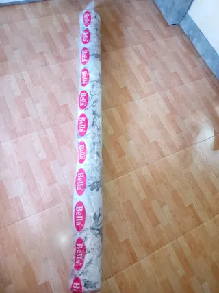 Alfombra grande floral gris y rosa