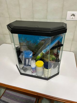 Acuario hexagonal de 25L