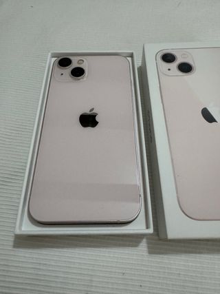 iPhone 13 Rosa prácticamente nuevo sin apenas uso