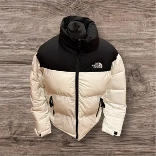 Chaqueta The North Face blanca y negra varias tall