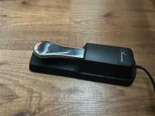 Piano Alesis Recital 88 teclas + Accesorios