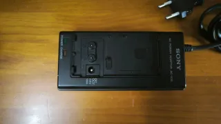 Sony Video Hi8 Handycam CCD-V900E