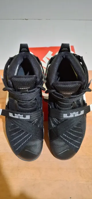 Nike Lebron Soldier 9