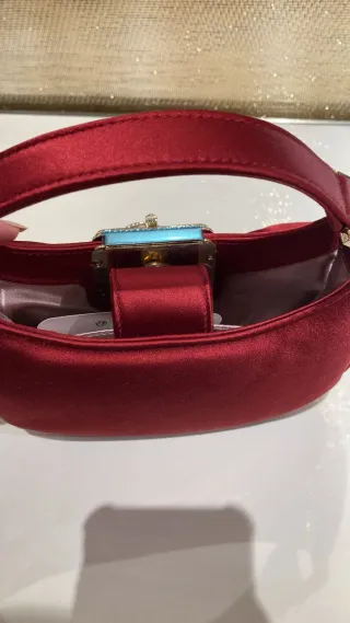 Bolso Hobo Edie Jimmy Choo Rojo y Dorado