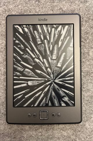 Kindle D01100 Grigio con Luce