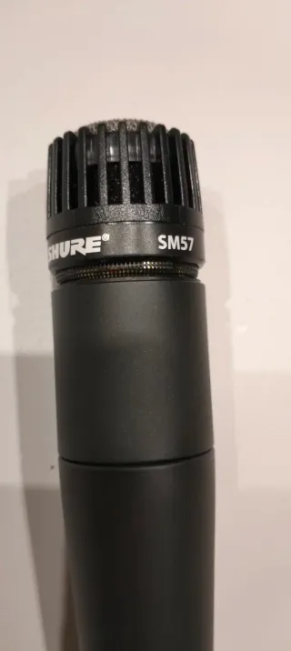 Micrófono Shure SM57LCE Negro
