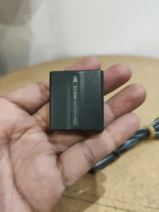 Cargador Hitachi DZ-ACS2(E) Batería Cámara