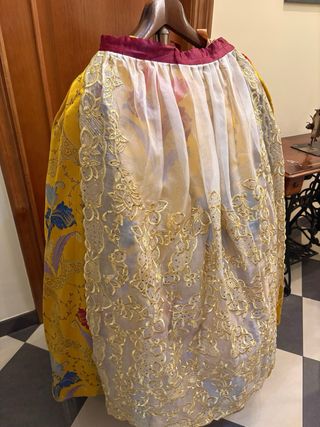 Traje de Fallera con mateleria