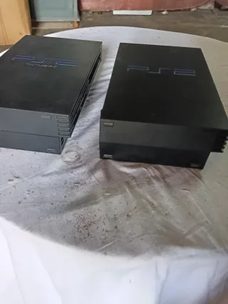 2 Consolas PlayStation 2 (PS2) Negras