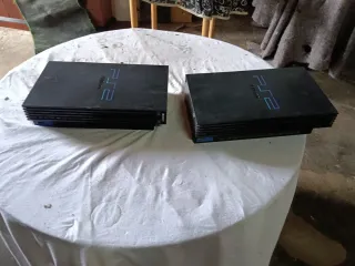 2 Consolas PlayStation 2 (PS2) Negras