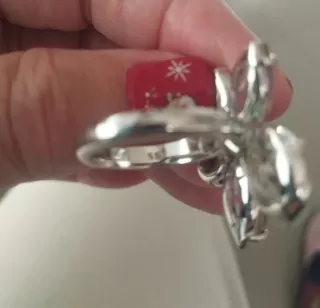 Anillo flor Swarovski rosa , morado y transparente