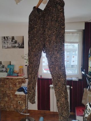 Pantalón estampado mujer