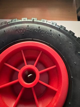 3 Ruedas Carretilla con Llanta Roja