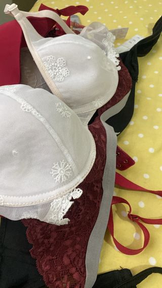 Lote 5 Sujetadores Talla 85B