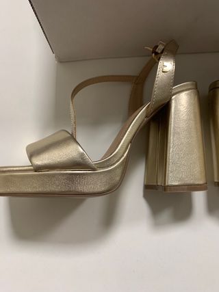 Sandalias doradas mujer tacón plataforma
