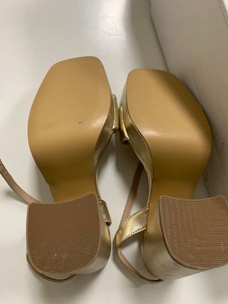 Sandalias doradas mujer tacón plataforma