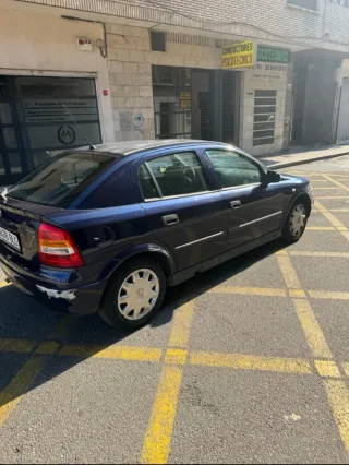 Opel Astra 2000