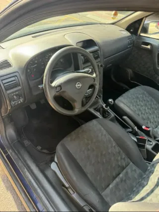 Opel Astra 2000