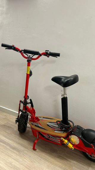 Patinete Eléctrico Scooter 1000W Rojo, poco uso