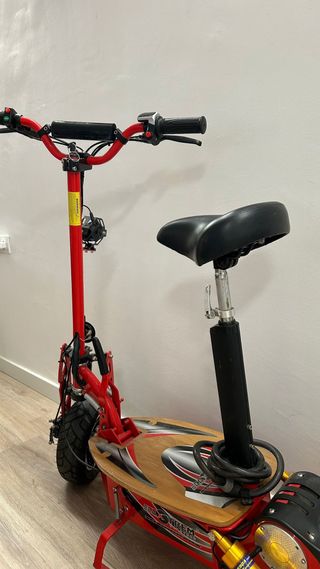 Patinete Eléctrico Scooter 1000W Rojo, poco uso