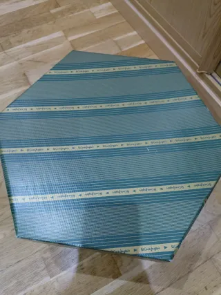 Sombrero de fiesta beige y negro