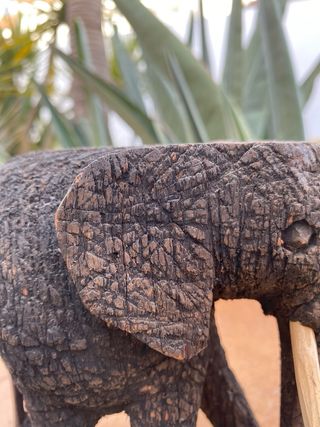 Figura Elefante Africano Madera Tallada