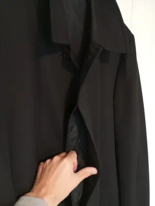 Gabardina Negra Italiana