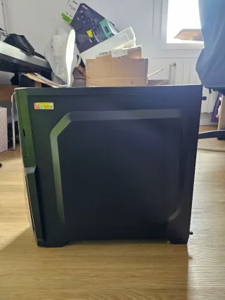 PC Gaming con Monitor AOC