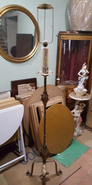 VARIOS MODELOS LAMPARAS PIE SUELO HIERRO FORJADO