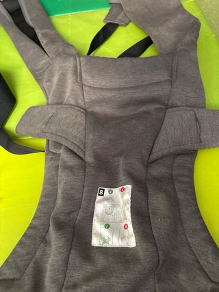 Mochila Portabebés Ergobaby Embrace Gris