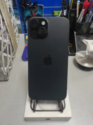 iPhone 15 128GB
