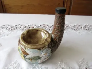 Decorazione Bottiglia in ceramica. Altezza 16,5cm