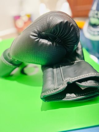 Guantes de boxeo Venum 05 negros 10oz