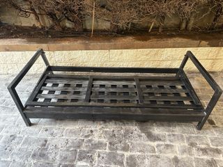 Conjunto Sofá, Mesa y Estantería Madera