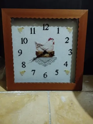Reloj de cocina bordado a mano
