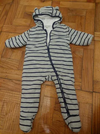 Buzo bebé invierno T.6-9 meses
