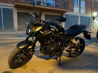 Honda CB500 Hornet Negra