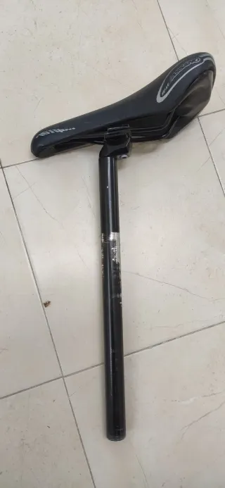 Sillín aluminio para bicicleta