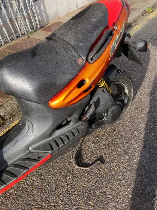 Suzuki Katana 50cc Roja