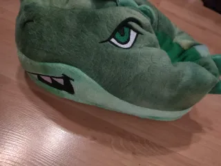 Zapatillas Dinosaurio Talla 39-40