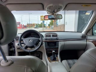 Mercedes-Benz Clase E 2005