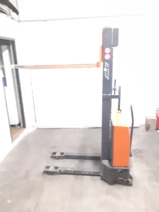 Transpaleta eléctrica G10M