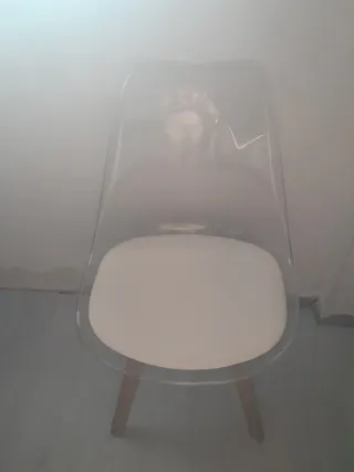 2 Sillas comedor transparentes y blancas