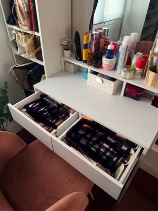 Tocador maquillaje blanco con espejo y dos cajones