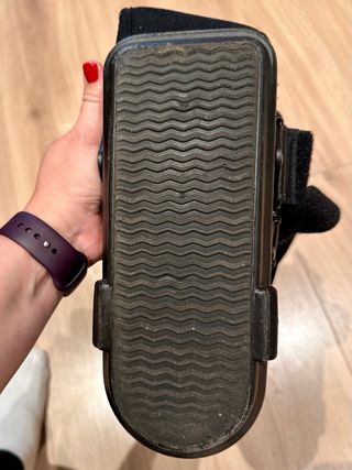 Bota tipo WALKER , marca Orliman Talla 1