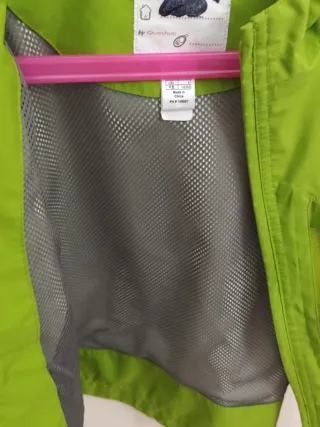 Chubasquero verde Decathlon