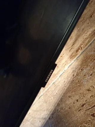 Samsung 50 QLED TV - Piezas