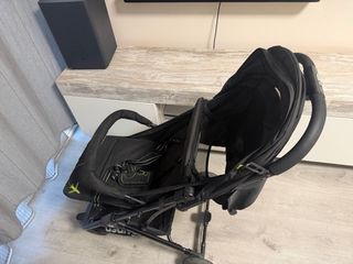 Carro de bebé Asalvo negro plegable